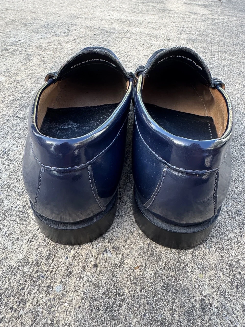 G.H. Bass & Co. Navy Patent Leather Larson Plaid Weejun Loafers 8D